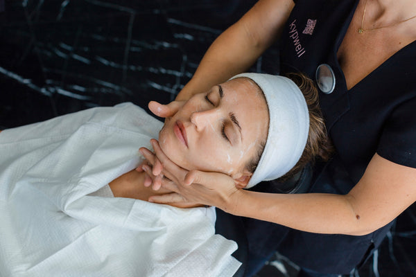The whole truth about facial training